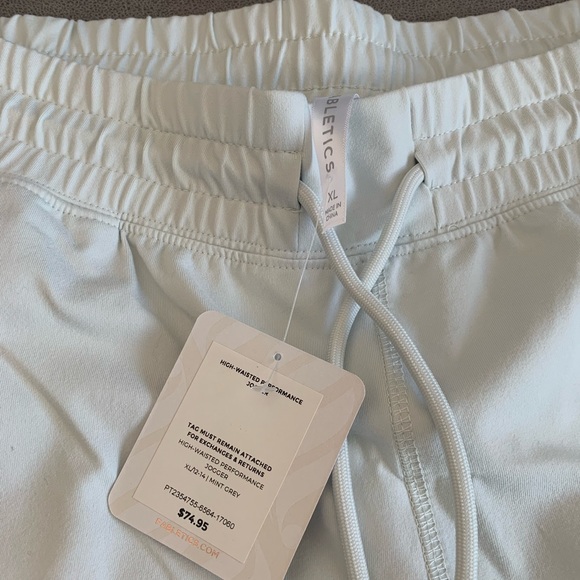Joggers, Fabletics - Picture 4 of 4